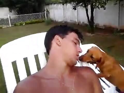 homem e cachorro