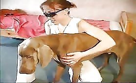 Amateur woman fucked by dog 