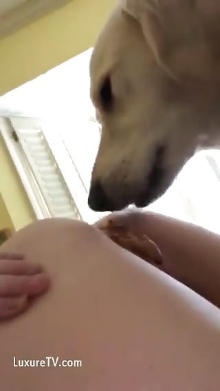 blonde teen lick and kiss