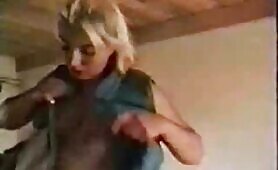 97144 woman fucks mare with strap on